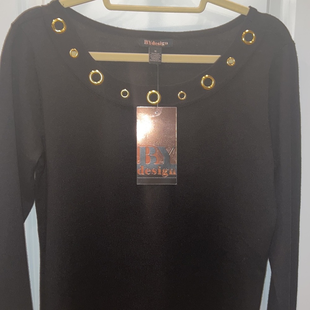 New w tags black shirt w gold circle embellishments